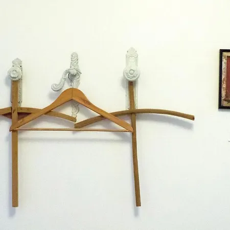 Orange Tree House Apartment